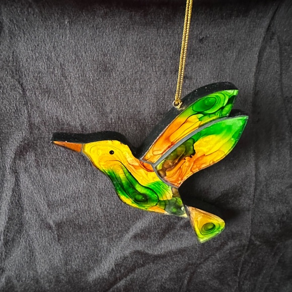 Humming Bird, mosaic ornament, yellow and green. - Picture 4 of 4
